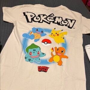 Complex Family Style Cream Pokémon graphic tee size small